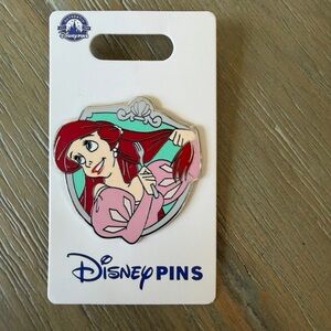 2025 Ariel - Combing Her Hair with a Dinglehopper - Little Mermaid